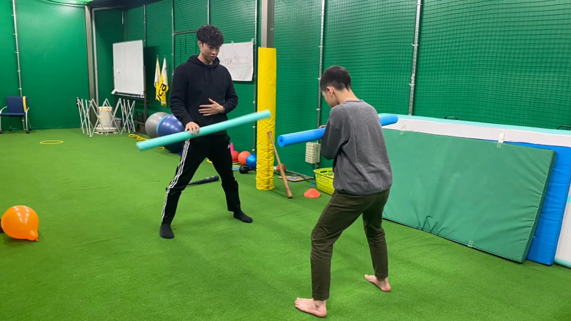 スポーツ業界の裏側 - トップアスリートの日常を大公開！