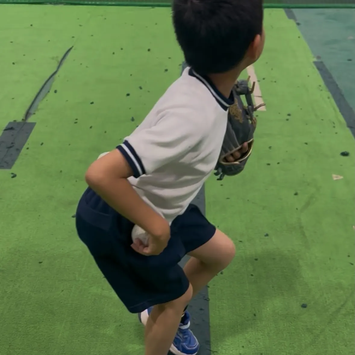 【ヒンジ動作が、野球のパワーを生み出す】