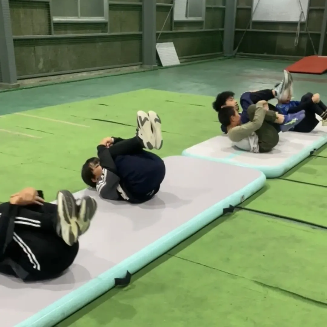 【最初の道具は、自分の体重です】
