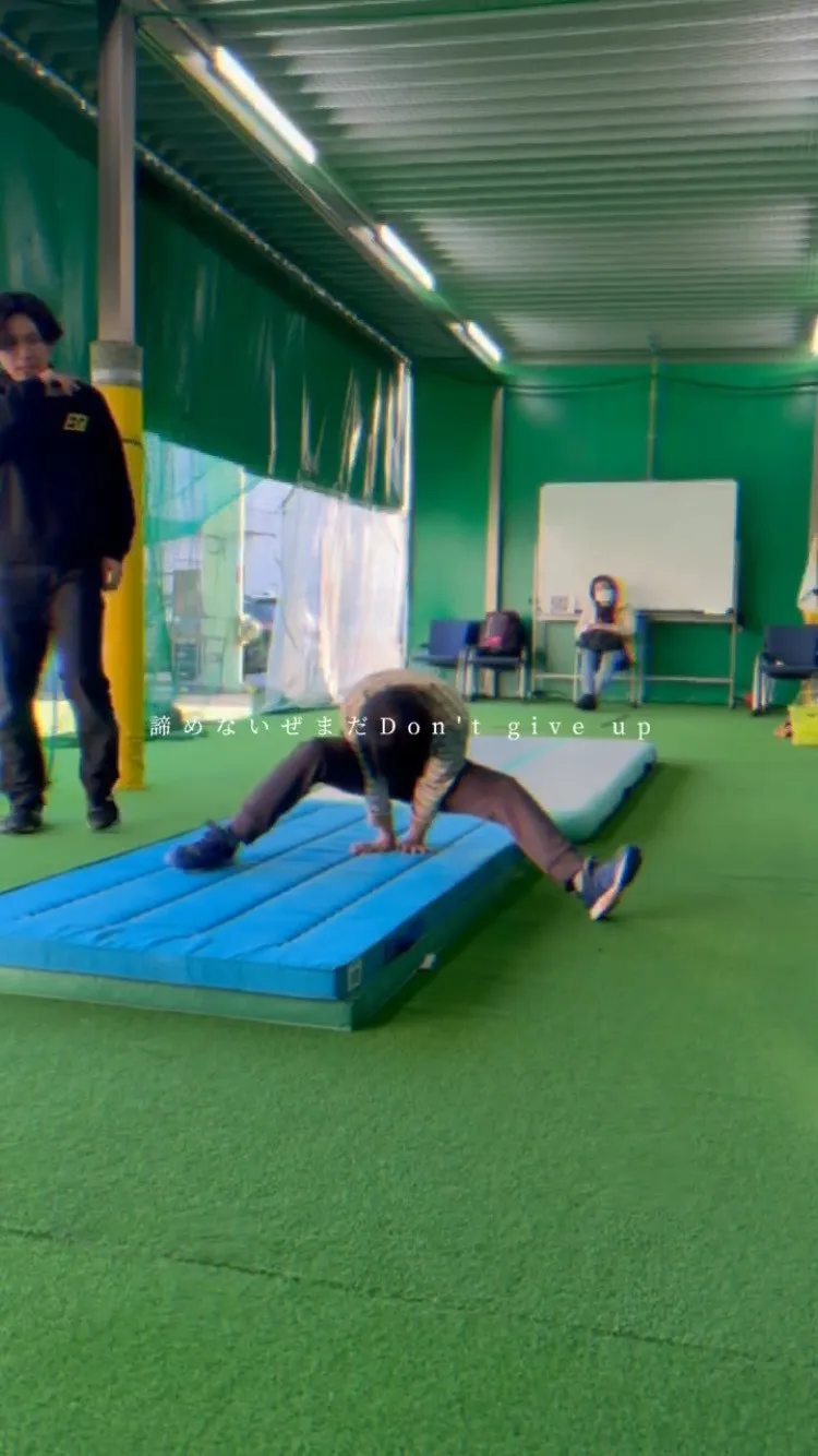 積極的に質問することは、学びの機会を広げ、自己成長を促進しま...